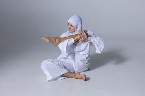Gratis lagerfoto af fleksibel, hijab, hovedtørklæde Lagerfoto