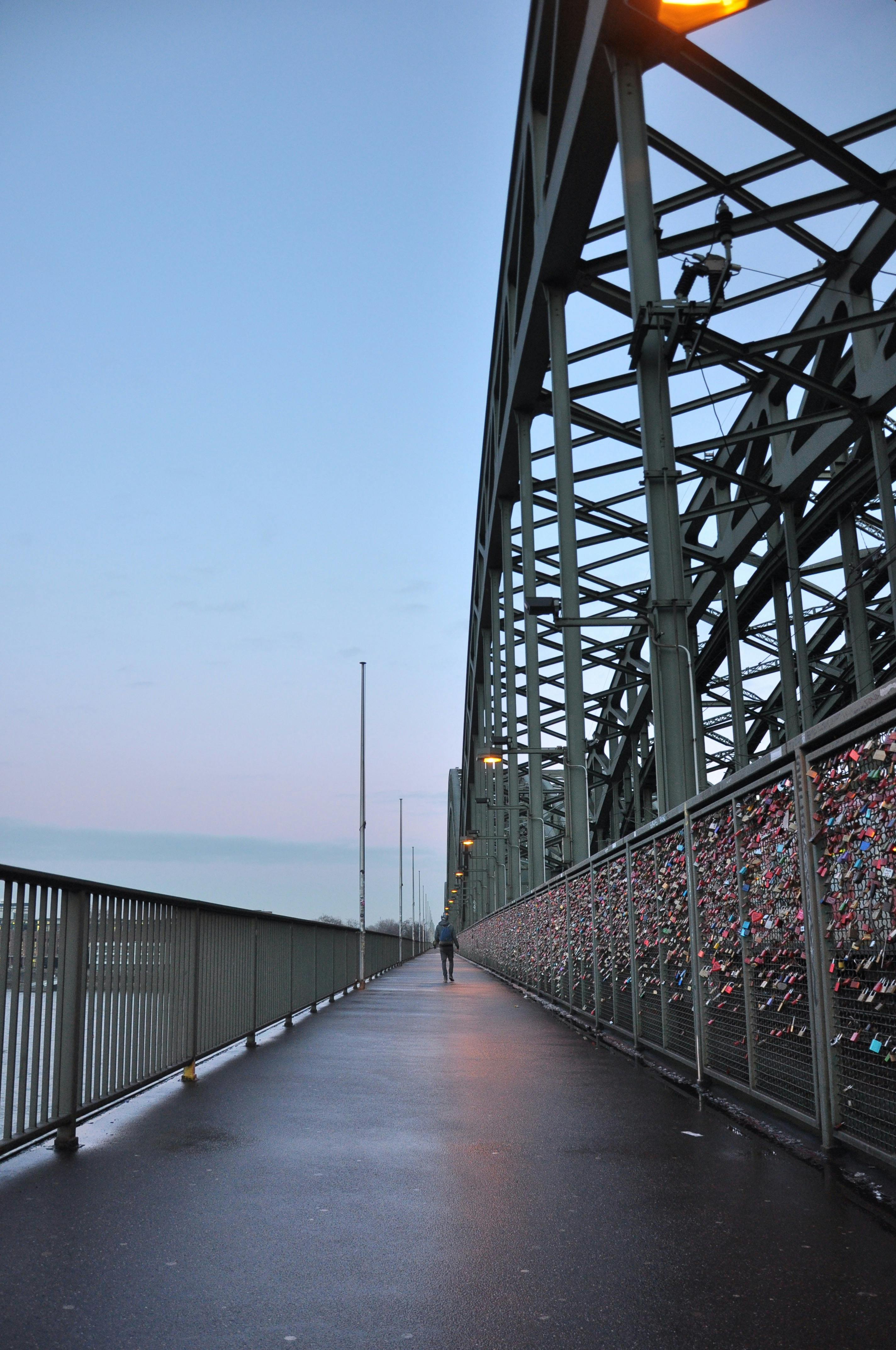 front view truss bridge