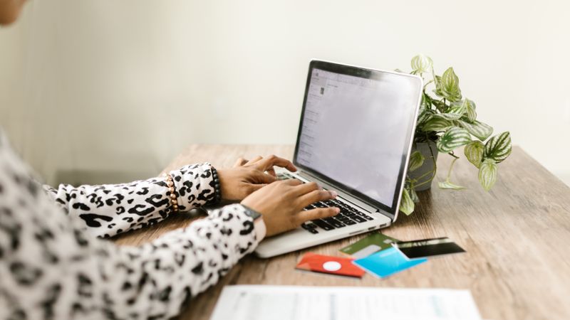 Online siparişin kralı hamburger oldu