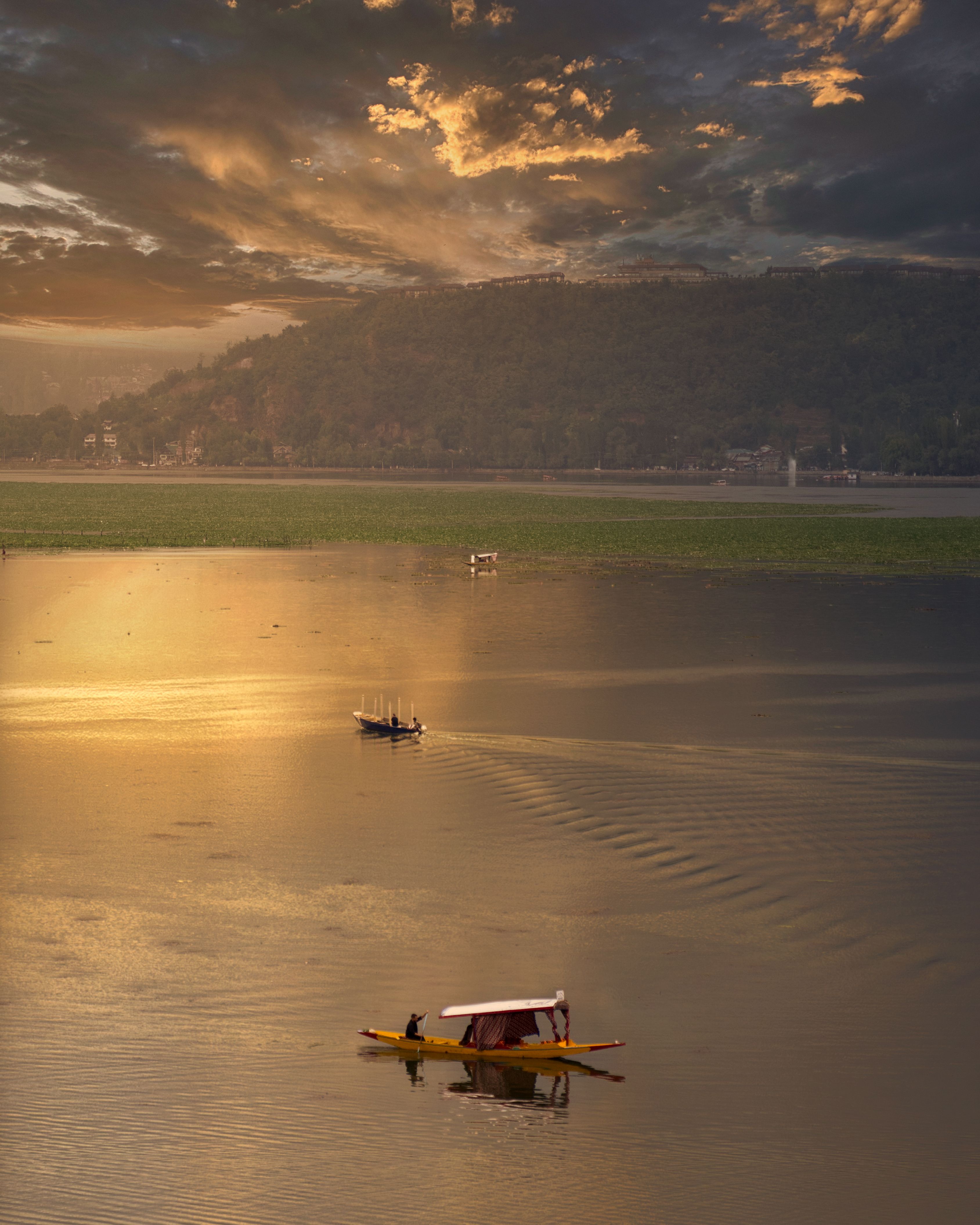 Sunset shikara ride on Dal Lake