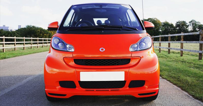 Voyant Moteur Orange : Causes et Solutions