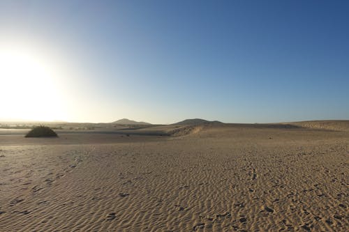 Free Scenic View of a Desert Stock Photo
