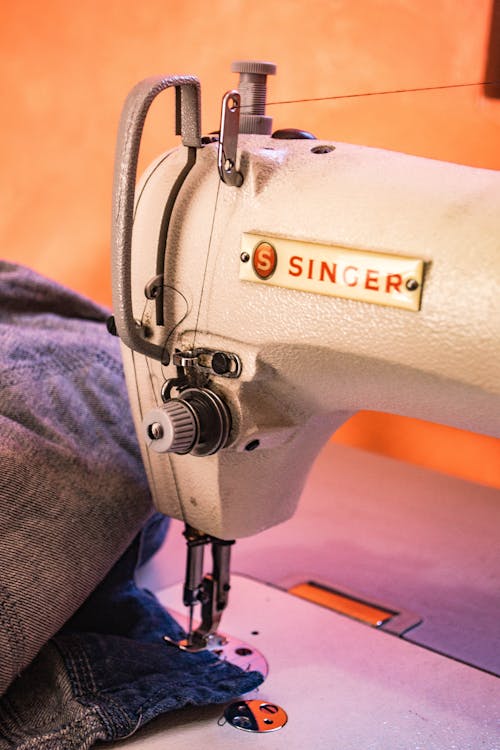 Free White Singer Sewing Machine Stock Photo