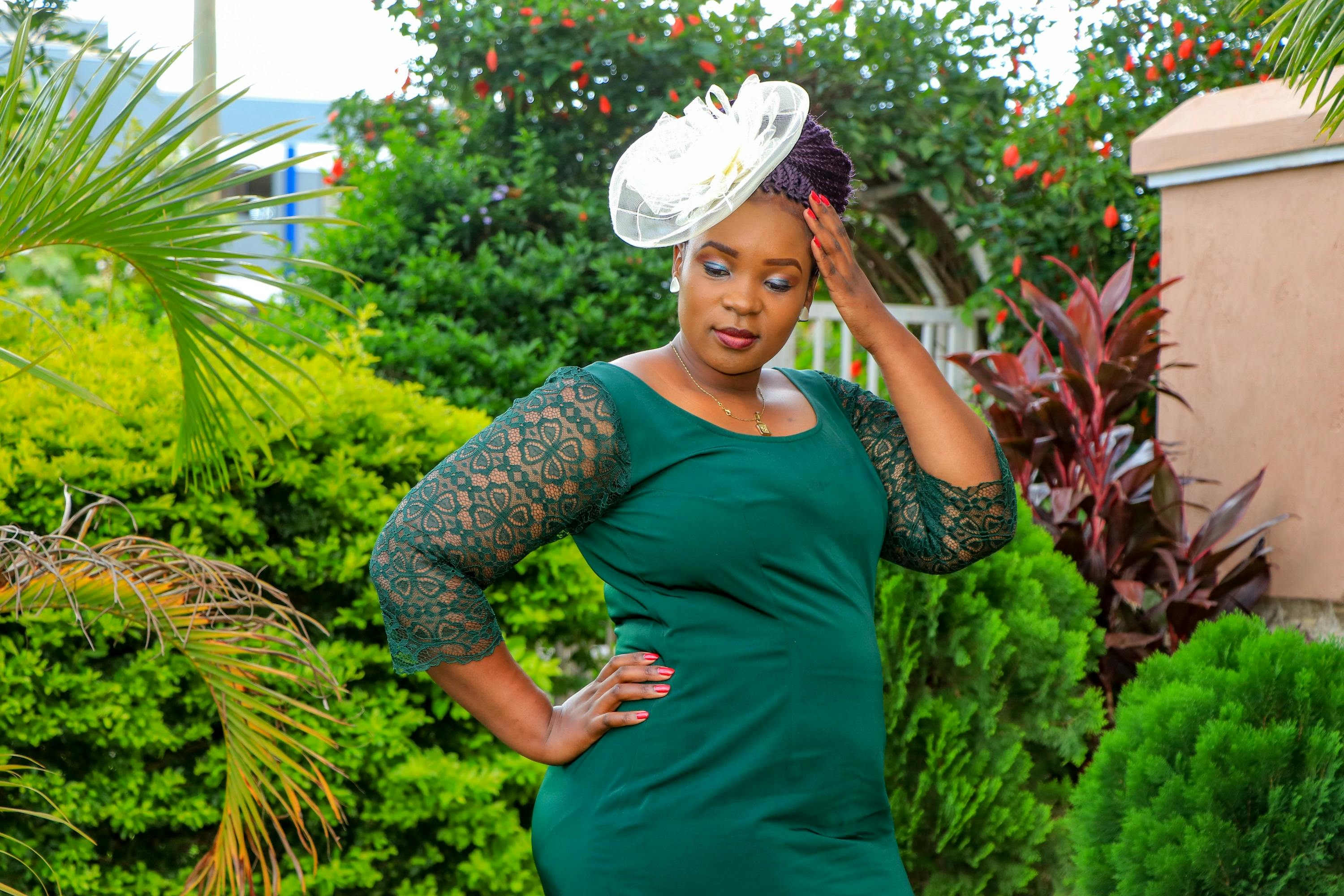 Fascinator Hat Photos, Download The BEST Free Fascinator Hat Stock Photos &  HD Images