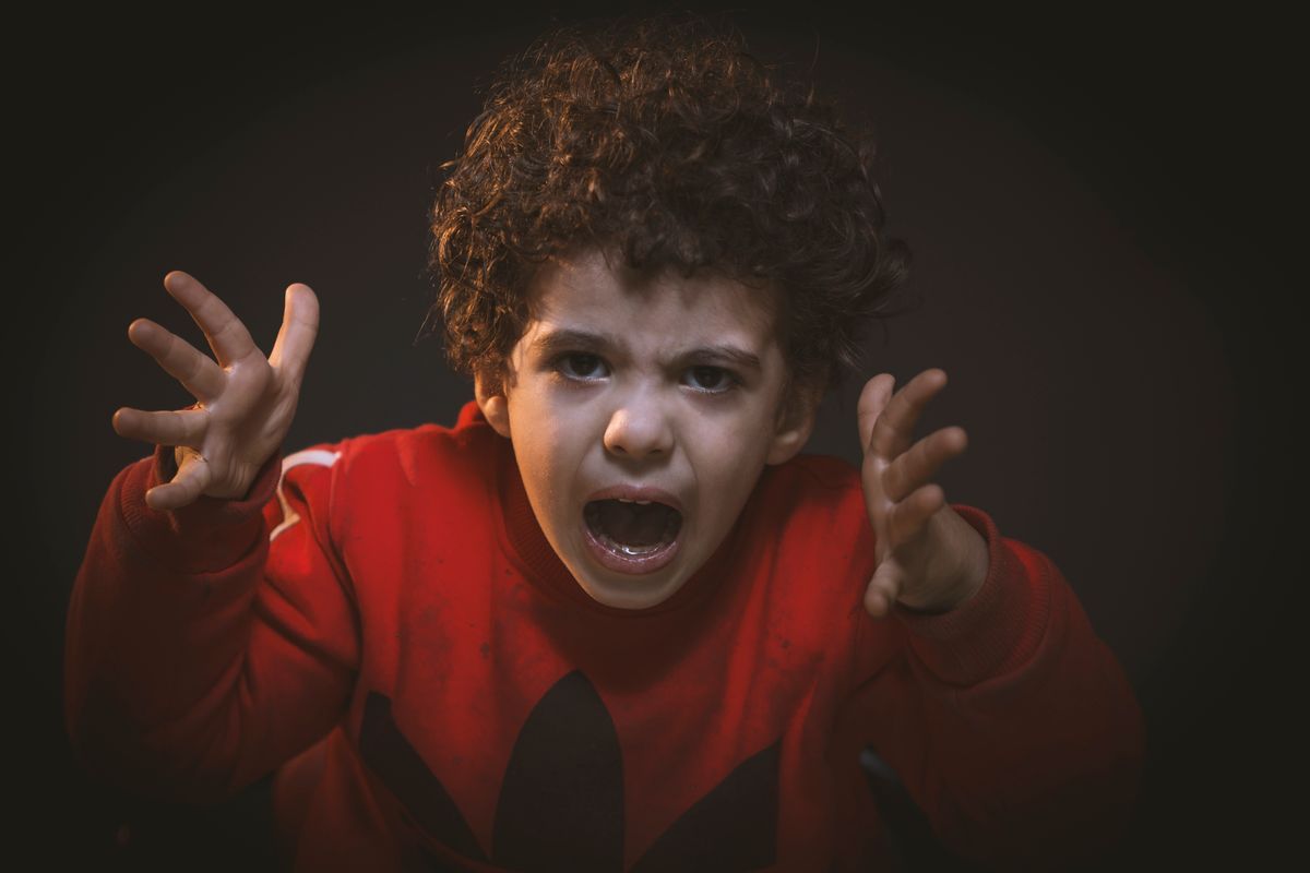 Crises de colère 2-3 ans : comment réagir sans crier - Prévenir plutôt que guérir : anticiper les crises de colère