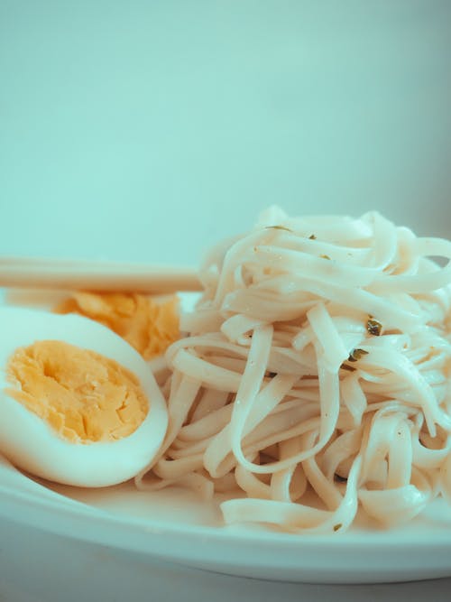 Free stock photo of asian noodles, blue, boiled egg