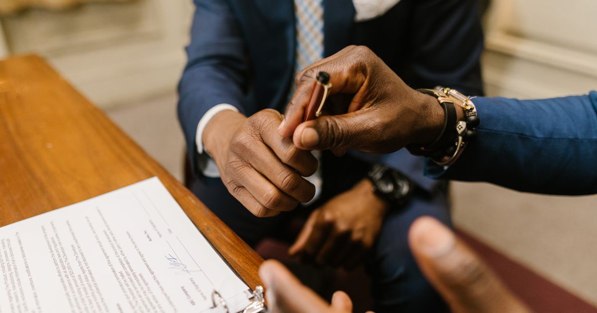 Illinois Independent Contractor Agreement: What to Include