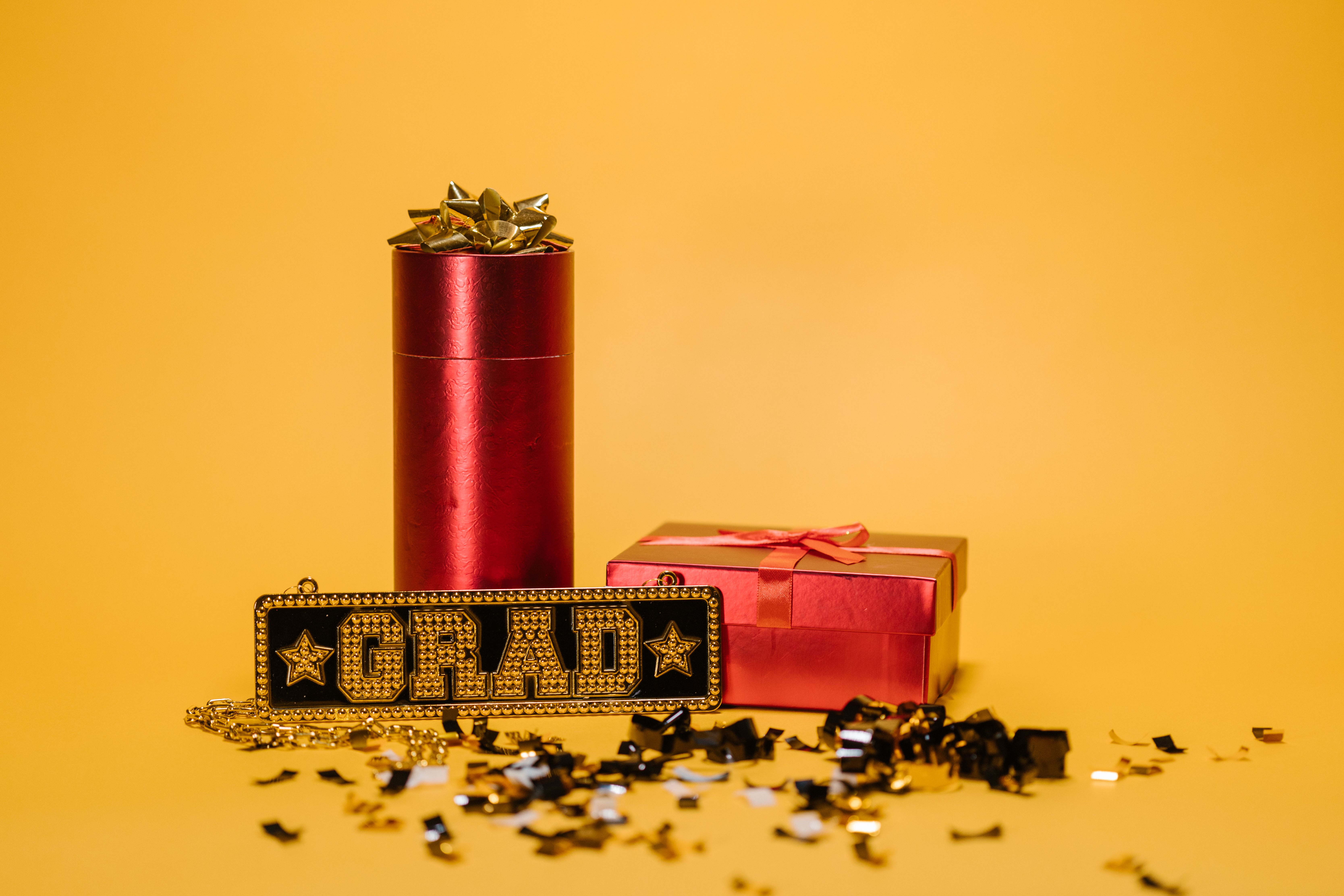 Grad Gifts and Decor