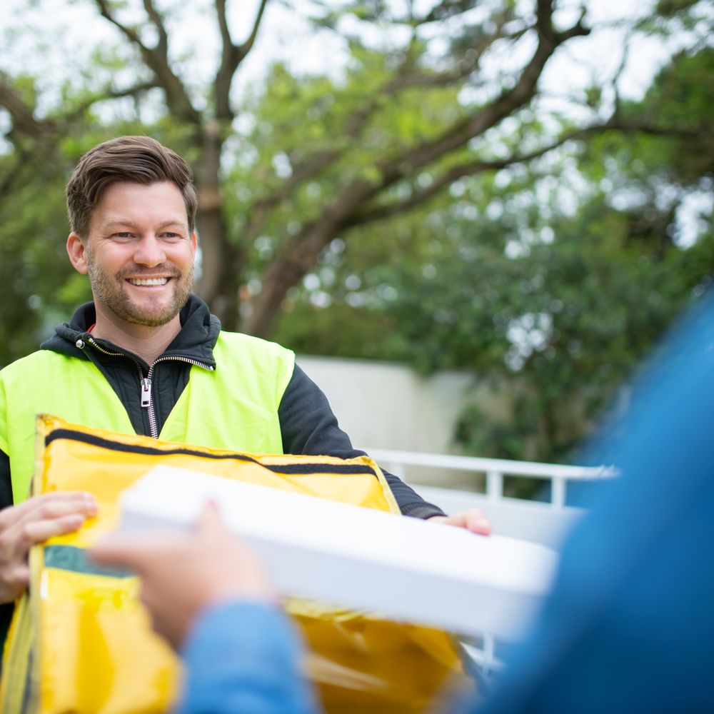 Hartlepool — professional packers wrapping and boxing belongings