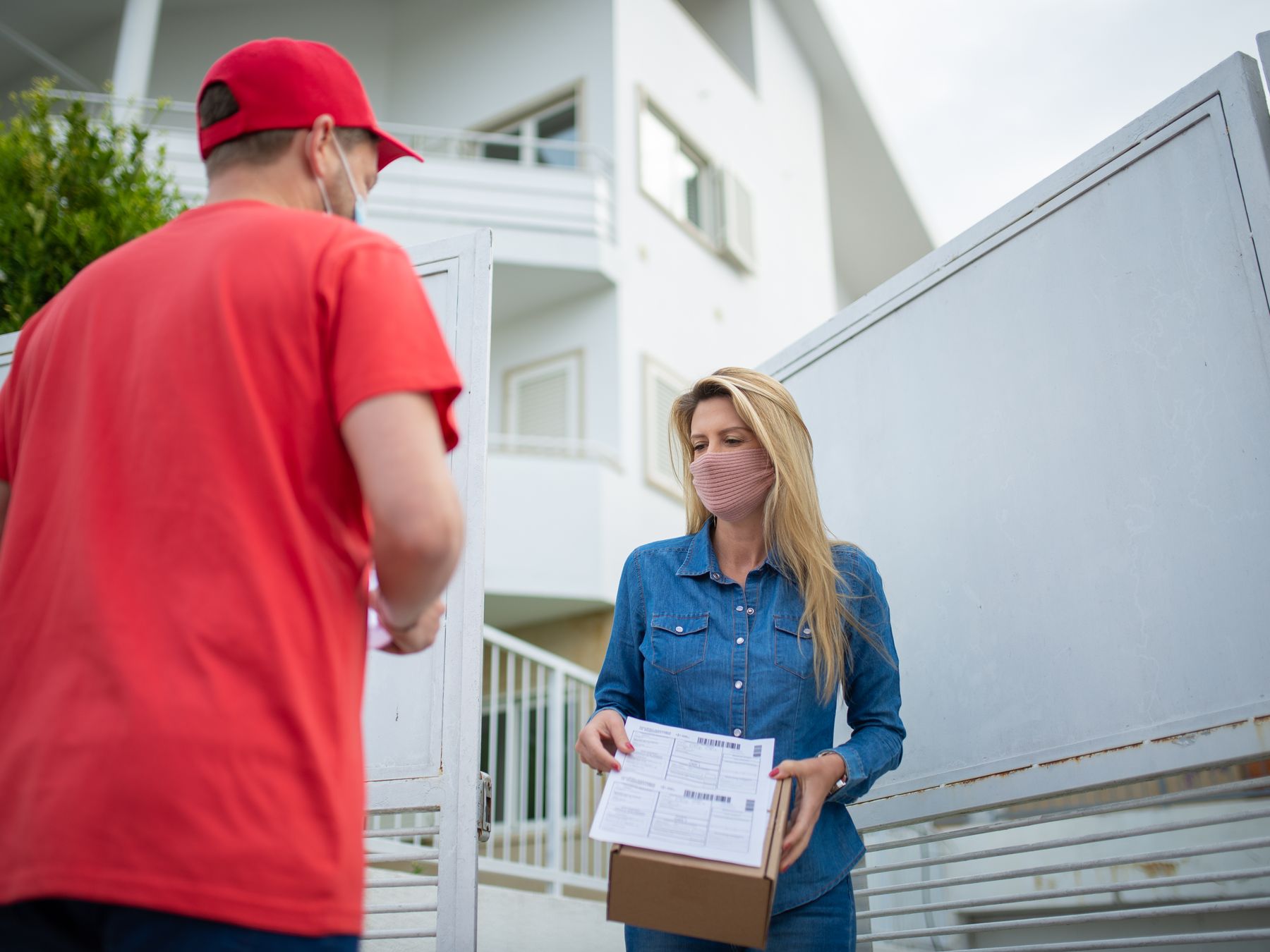 Dymock — student move with boxes and a van