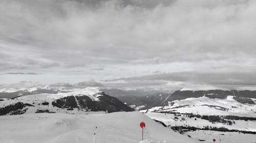 Immagine gratuita di alpen, neve, rosso