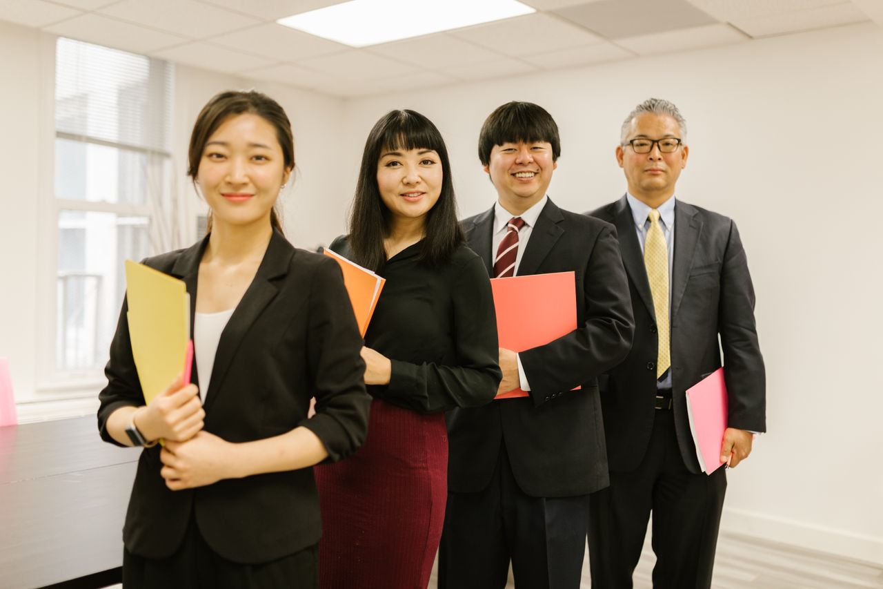 会社に引き継がれる社員たち