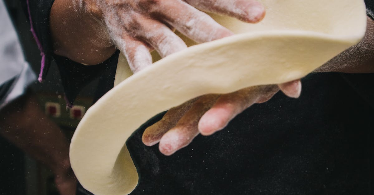 How to Achieve Restaurant-Quality Pizza at Home: Temperature, Dough, and Topping Secrets