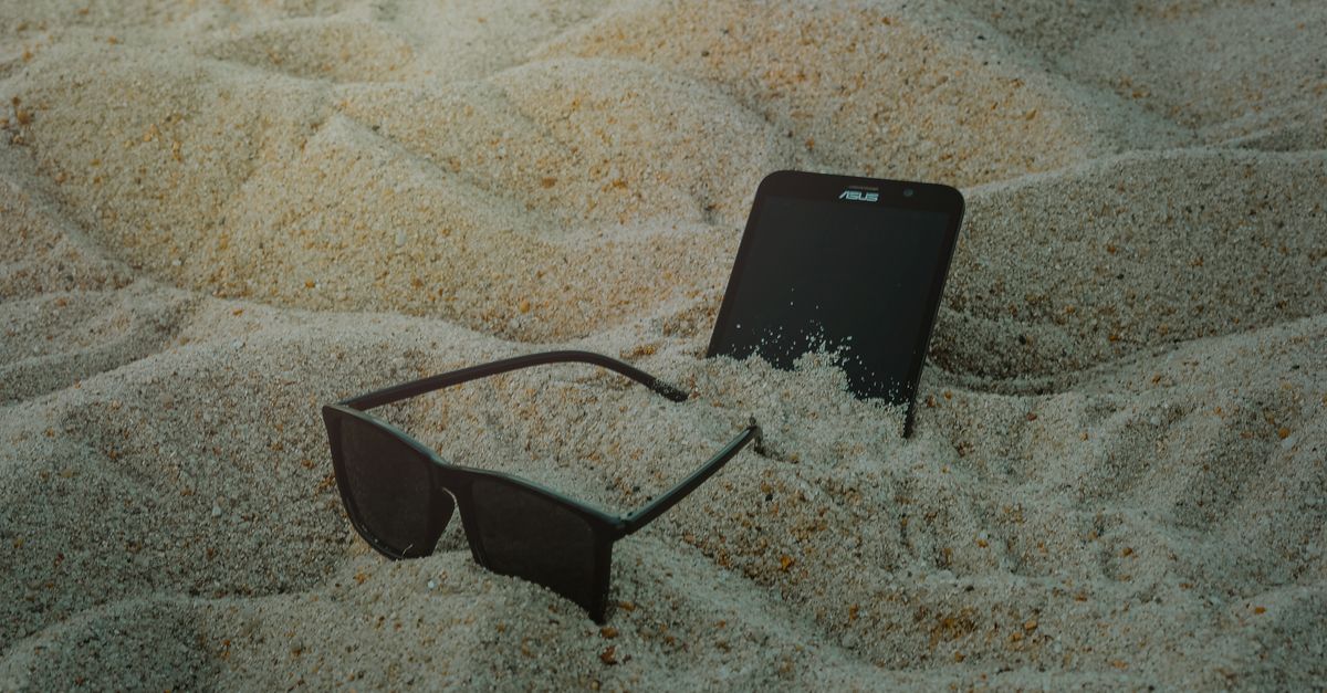 smartphone overheating summer