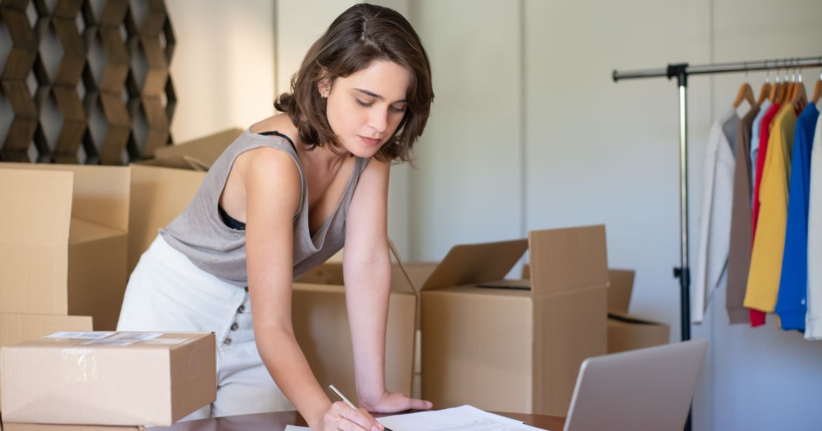 Sole Trader Invoice Template: What to Include and How to Get Paid Faster