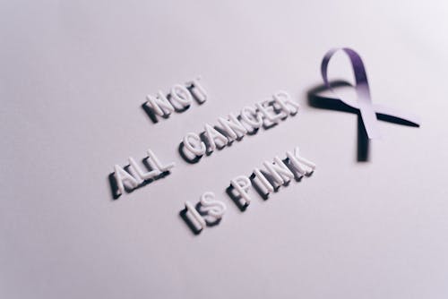 がんの意識, すべての癌がピンク色ではありません, バイオレットリボンの無料の写真素材