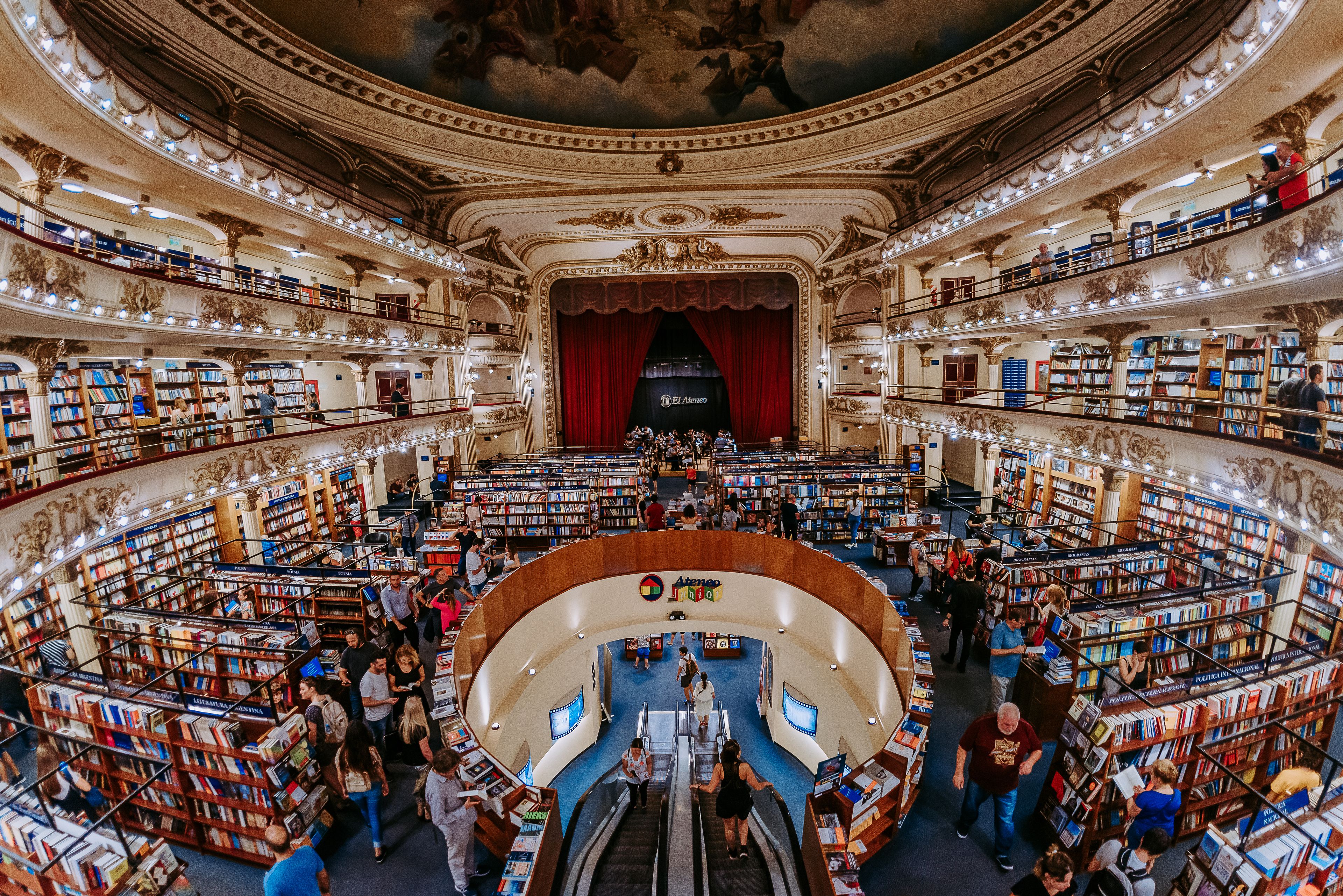 Explore El Ateneo Grand Splendid, a historic bookstore in Buenos Aires, Argentina.