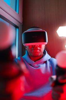 Mistakes to Avoid in AR/VR Devices: industry insights - Featured Image