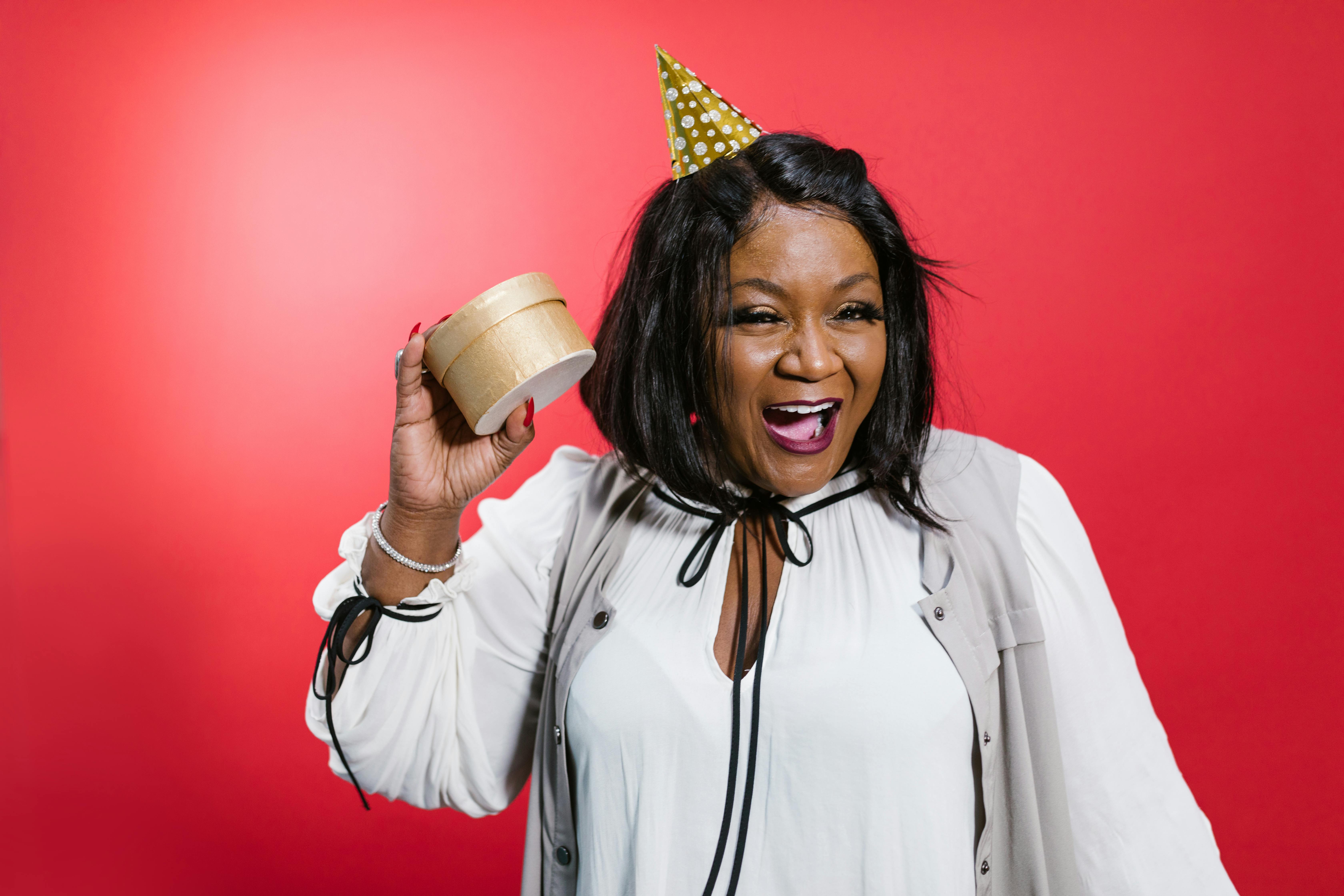 Queen Latifah to Host American Music Awards 2026, Marking Her Return Over 30 Years Later — Photo by RDNE Stock project on Pex