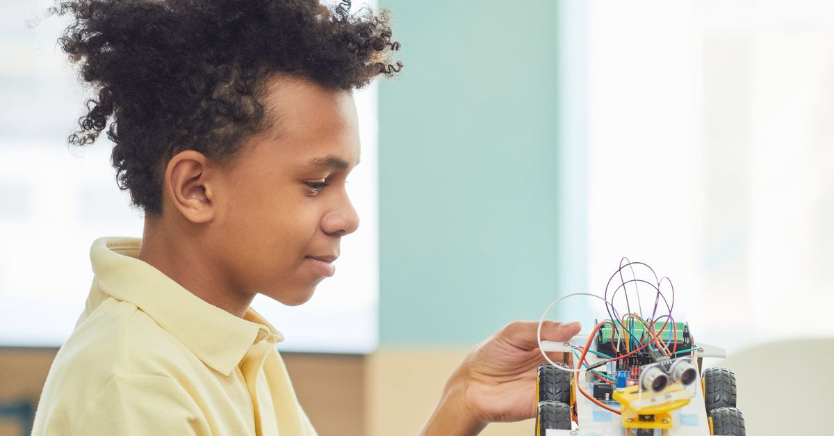 Cómo la RSE tecnológica en Estados Unidos complementa políticas públicas para la educación STEM Cómo la RSE tecnológica en Estados Unidos complementa políticas públicas para la educación STEM