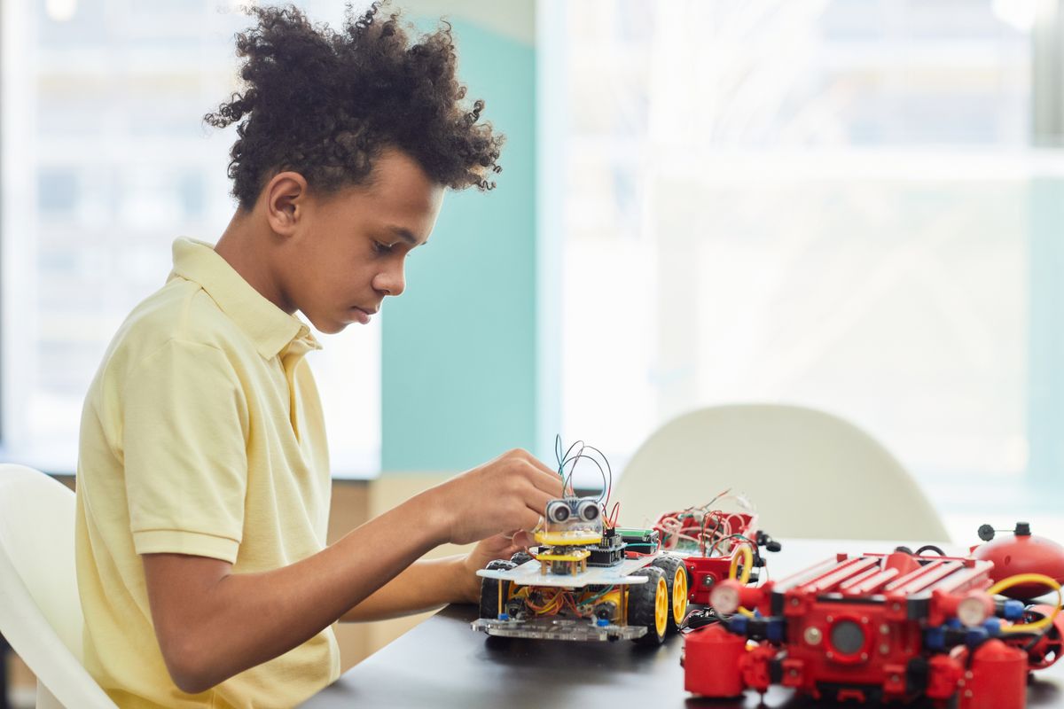 Localisation centimétrique : les robots apprennent à se repérer