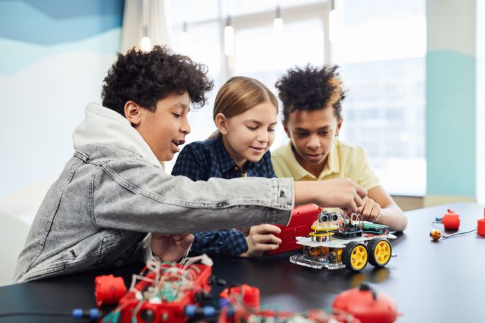 Robotics Foundations with micro:bit