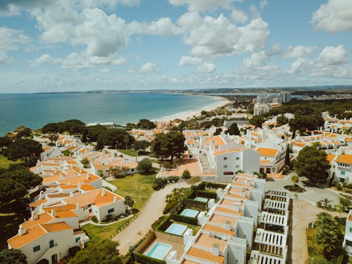 Foto d'estoc gratuïta de Costa, foto des d'un dron, fotografia aèria