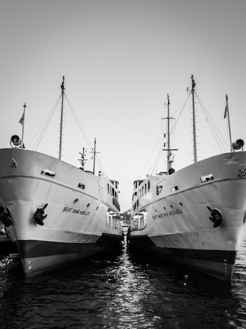 Photos gratuites de bateaux, échelle des gris, embarcations