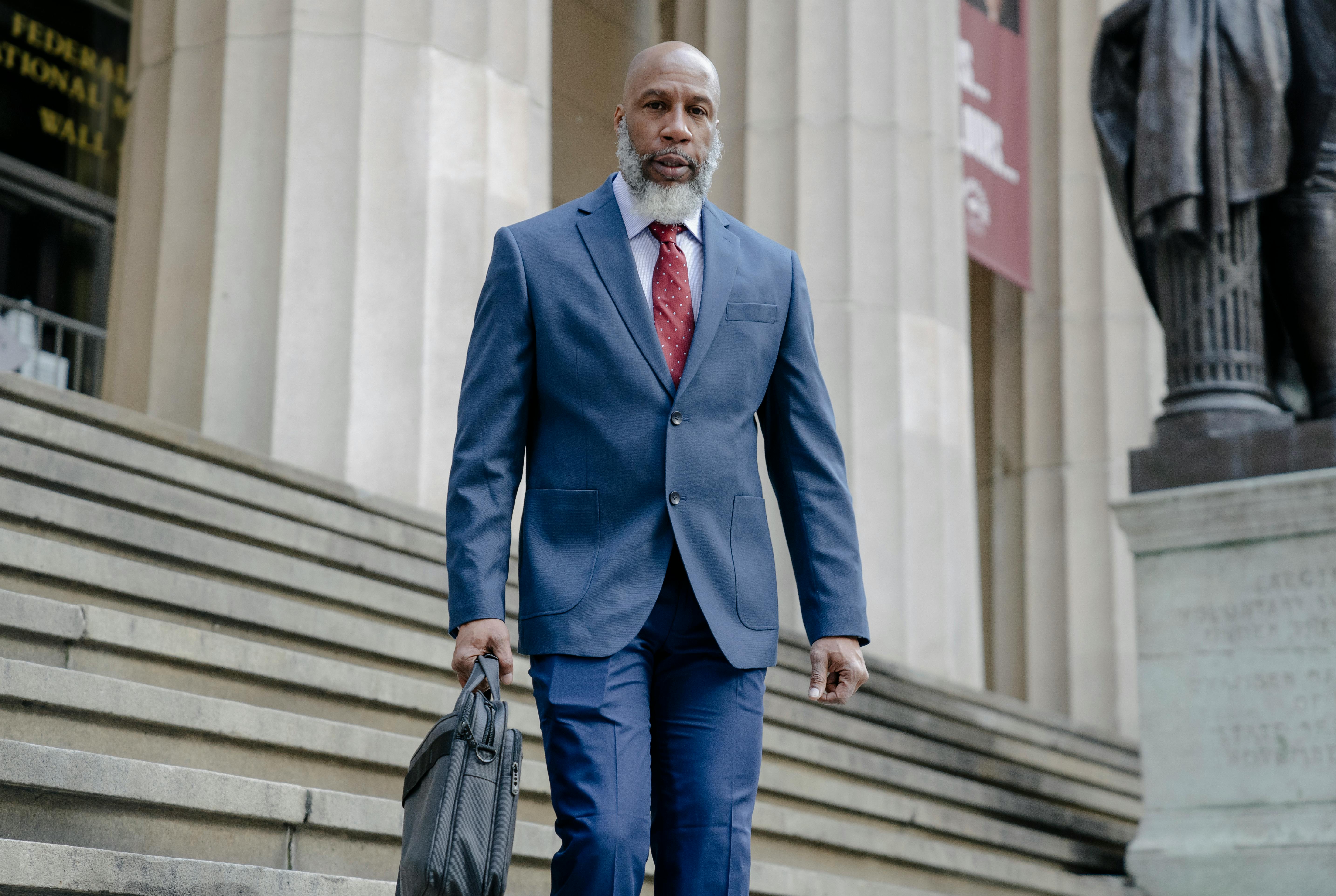 Man Wearing a Suit · Free Stock Photo