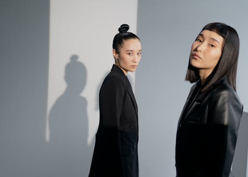 Ingyenes stockfotó ázsiai nők, divat, fehér háttér témában