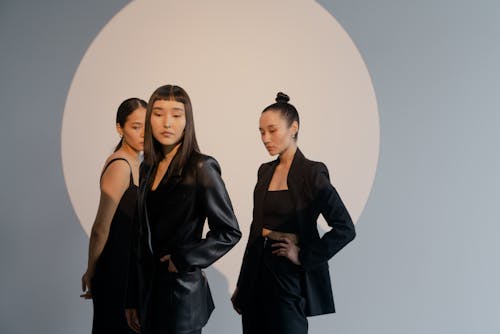 Gratis arkivbilde med asiatiske kvinner, black blazer, fasjonabel