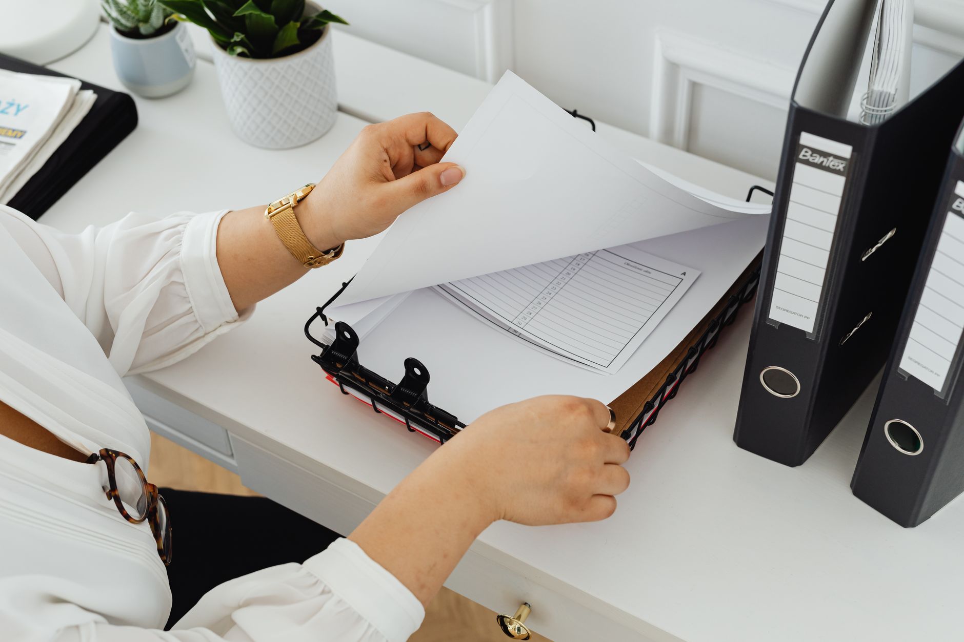 Best Desk File Organizers of: Clear Your Desktop, Keep Your Mind Clear