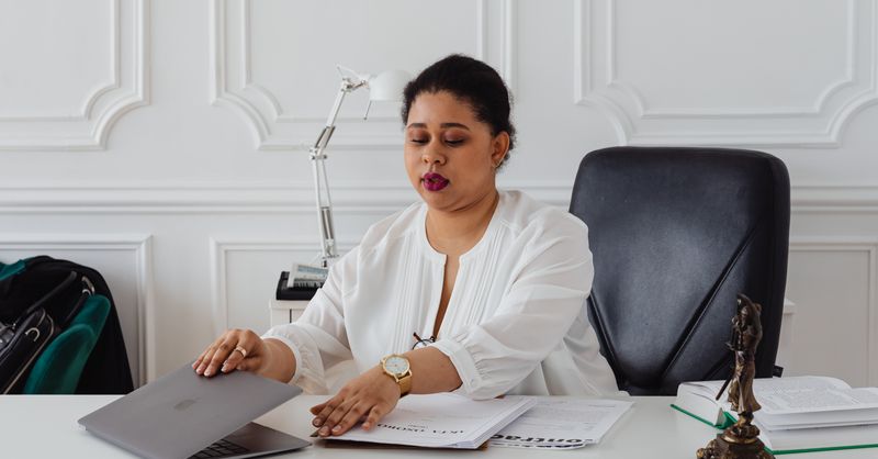 Un recruteur a-t-il le droit d’appeler mon ancien employeur ?
