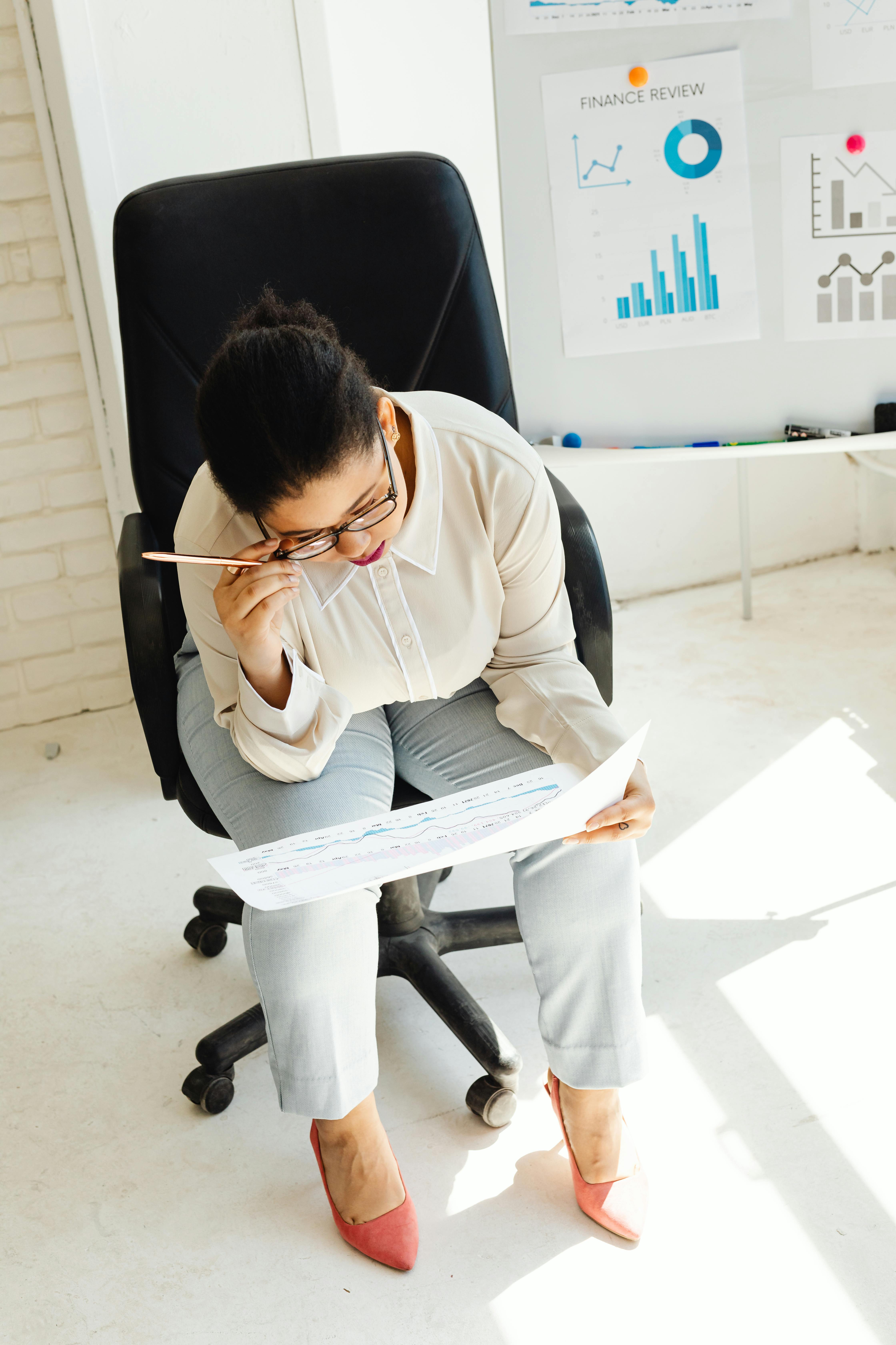 Stock market financial news analysis