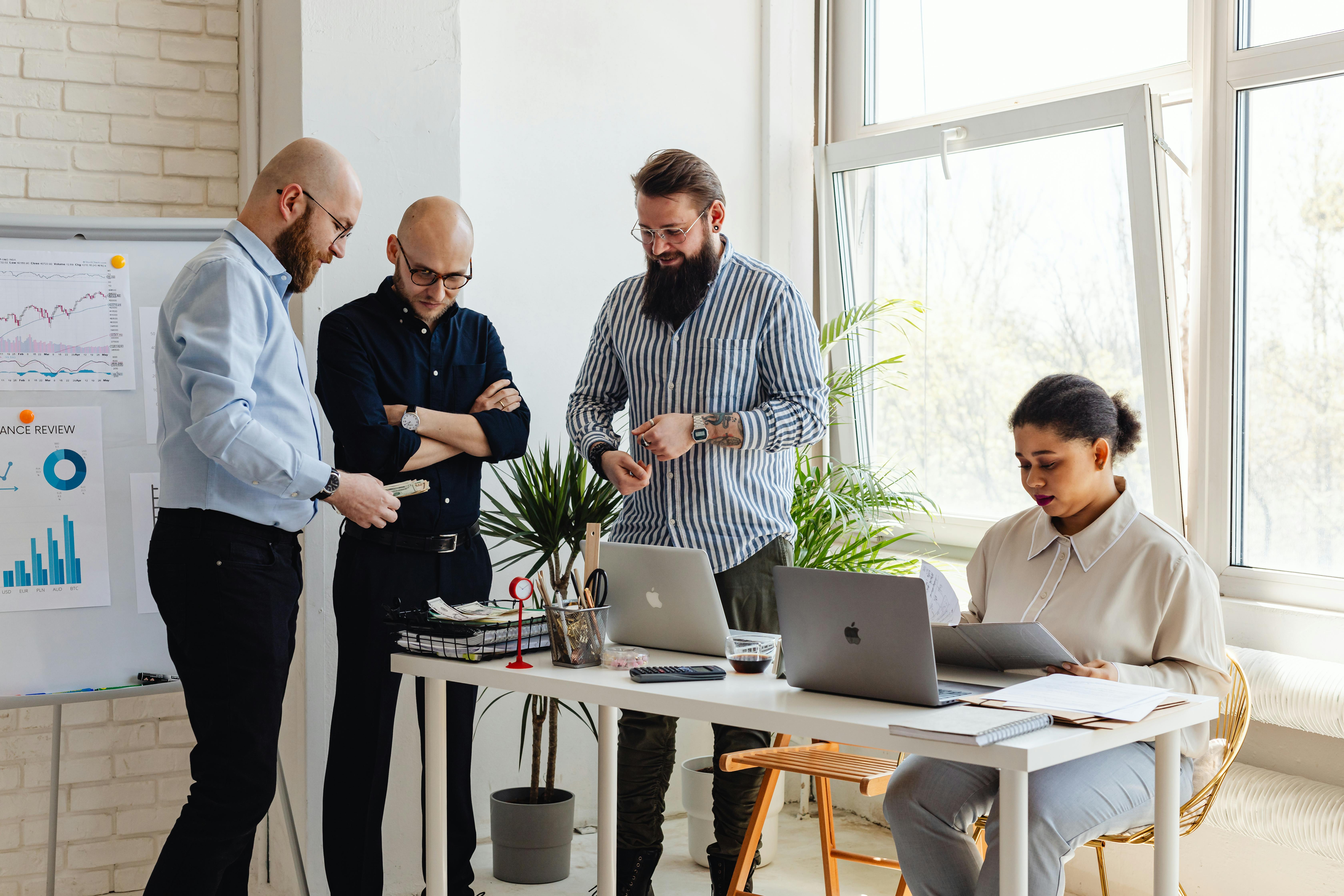 CRA vs CRI para Wealth Managers: qual escolher — Antecipa Fácil