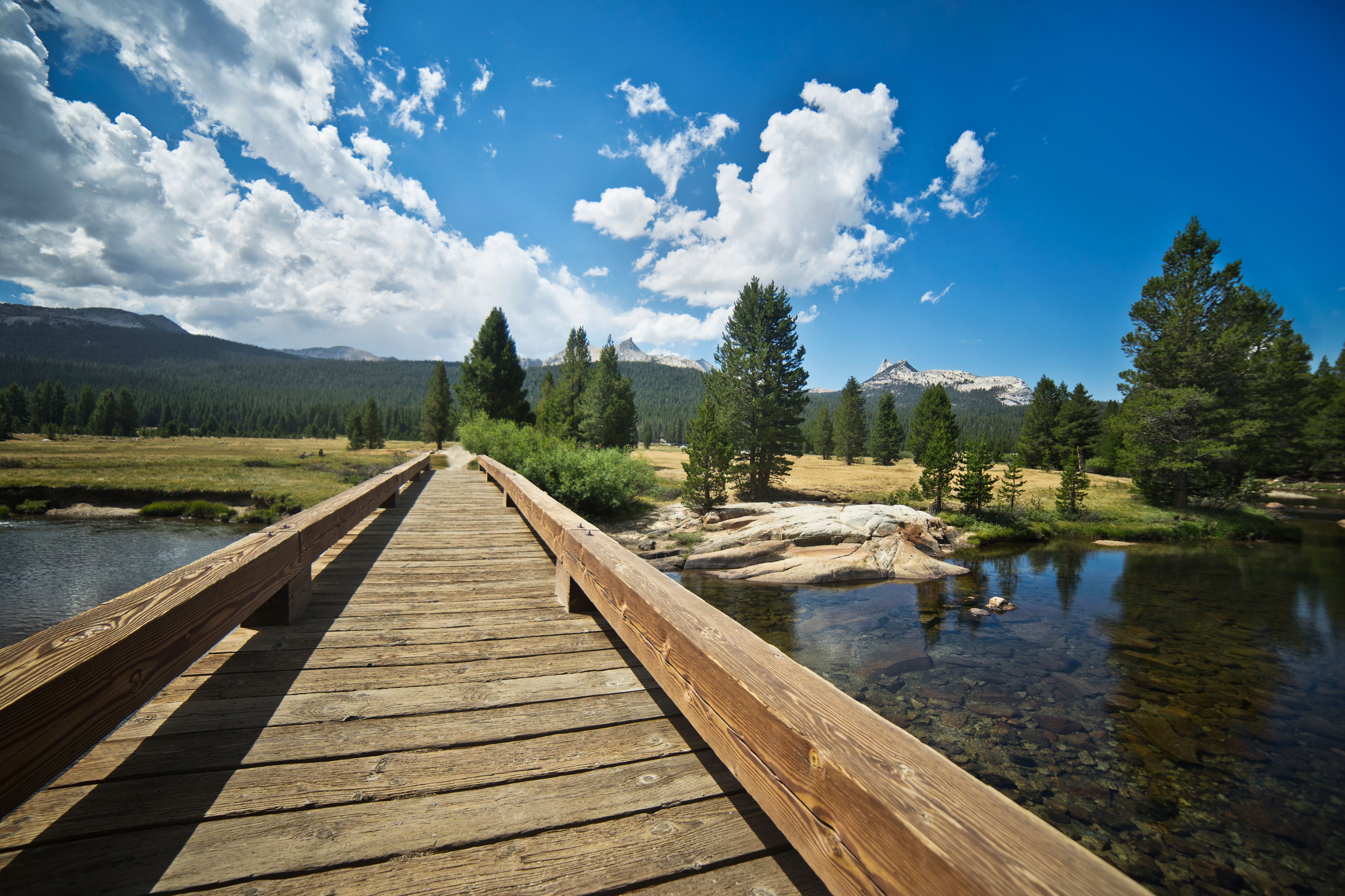 Tuolumne Meadows trailhead