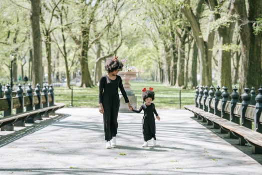 Free stock photo of adult, bench, child
