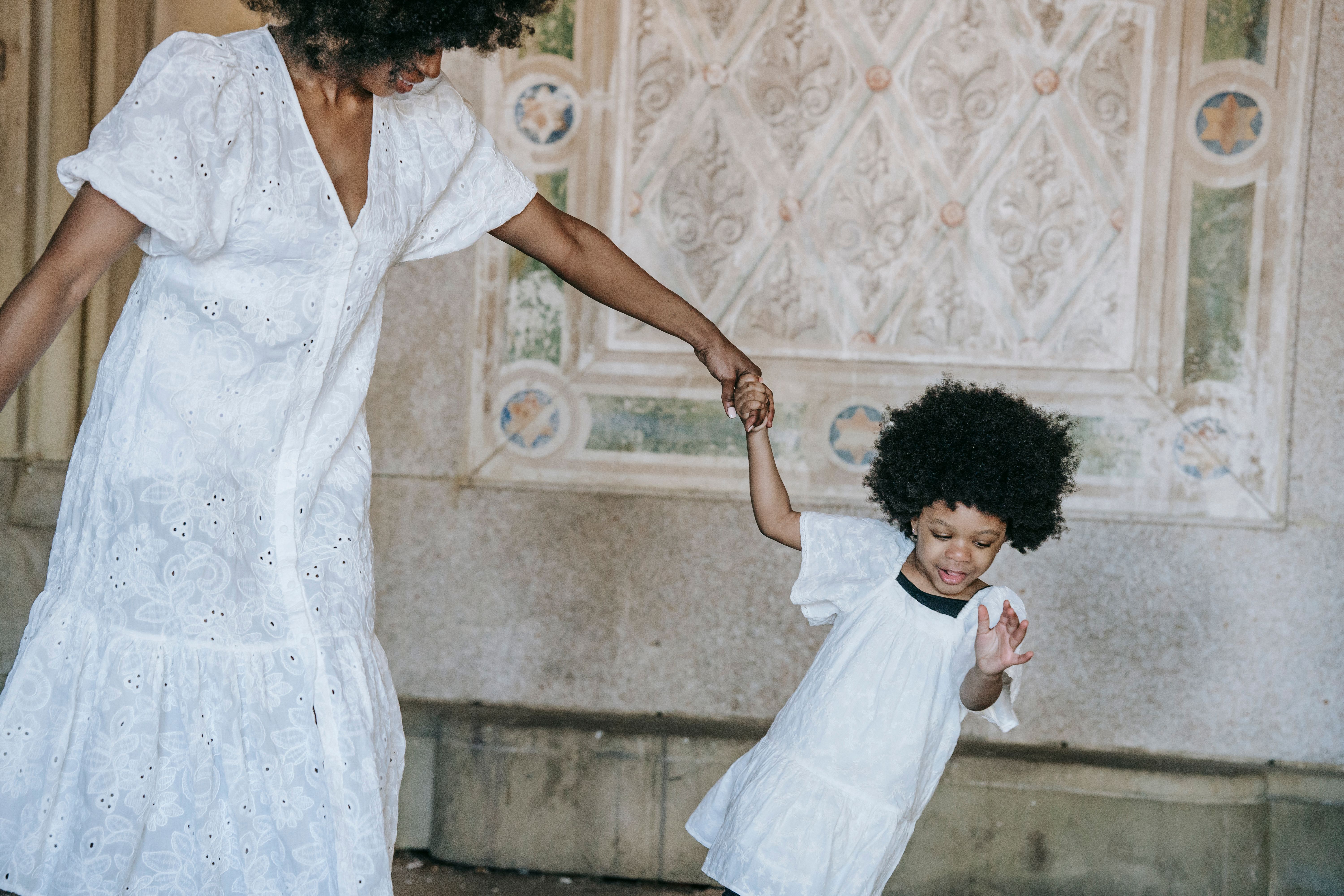 Woman in a white eyelet dress, the festive-accent 4th of July formula