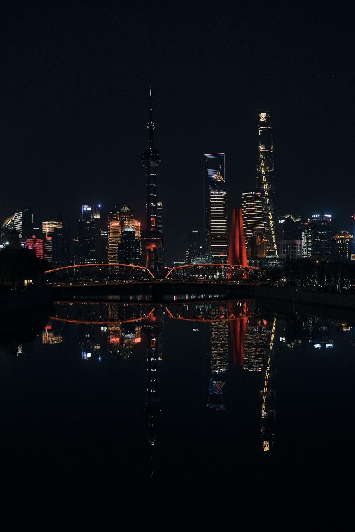 La "rooftop economy": China sube el consumo a las azoteas de los malls y el 60% del gasto urbano ya es nocturno