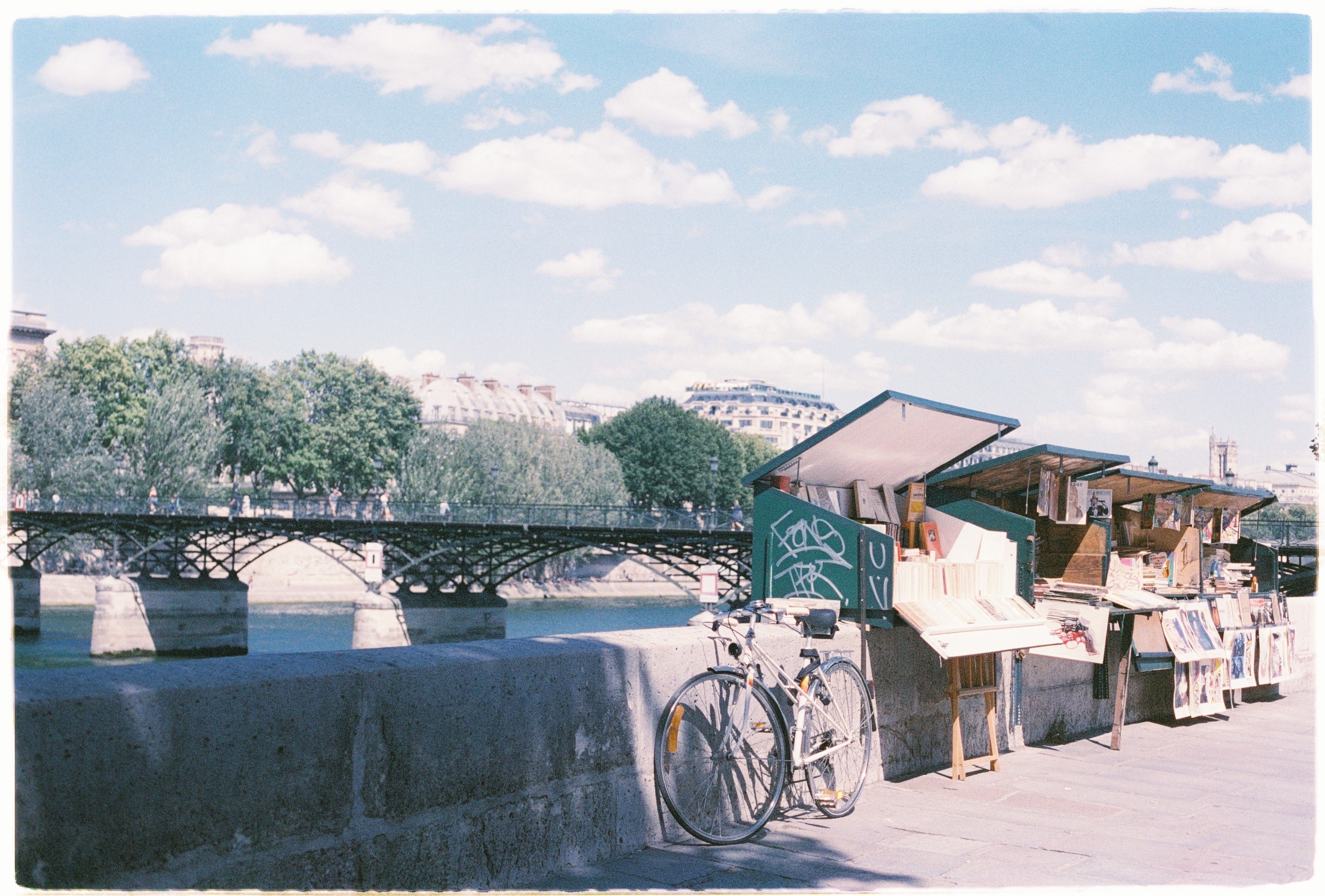 Marché de Mâcon — Place aux Herbes & Esplanade Lamartine