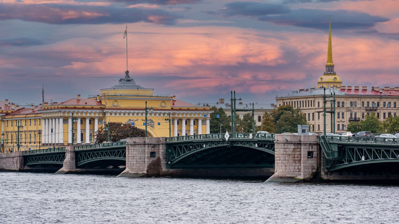 Saint Petersburg, Russia skyline