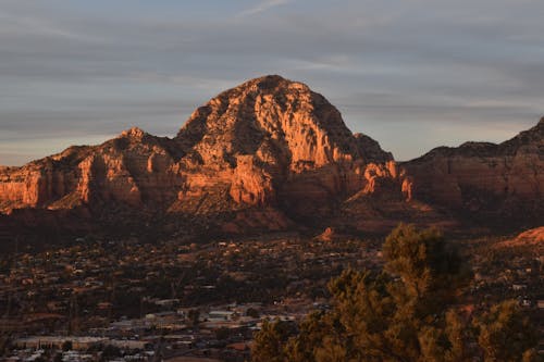 Free stock photo of cathedral rocks, evening sun, mountain