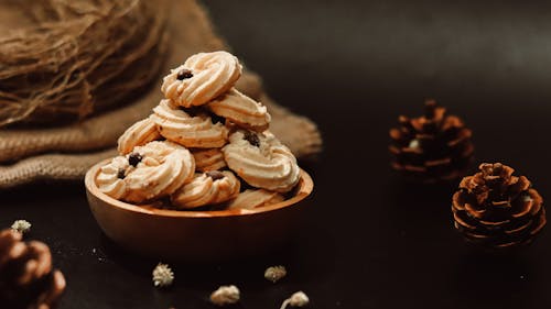 Free Chocolate Twirl Cookies in a Bowl Stock Photo
