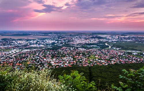 @dış mekan, alaca karanlık, banliyö içeren Ücretsiz stok fotoğraf