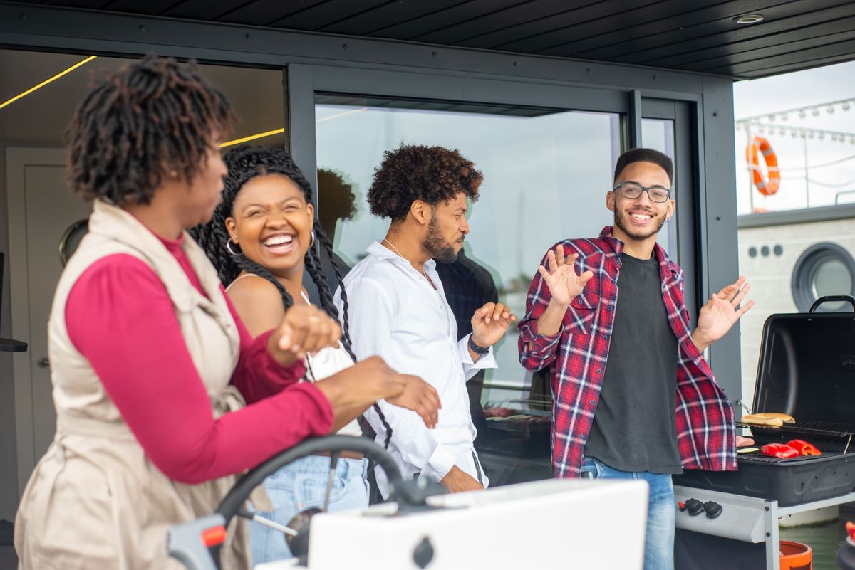 student moves in Walsden — Student Moves in Walsden — the working end of the job