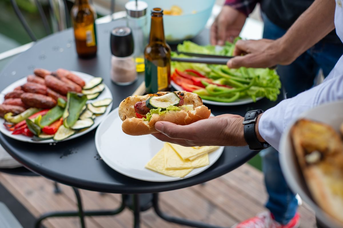Hot-Dog-Maschinen 2026: 10 Top-Modelle + Klassiker-Rezepte — Zubereitung Schritt für Schritt