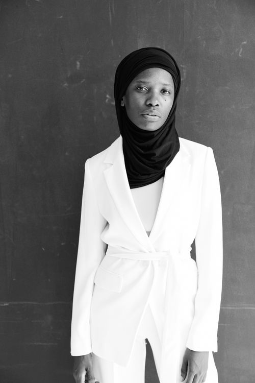 Example profile photo, woman in hijab