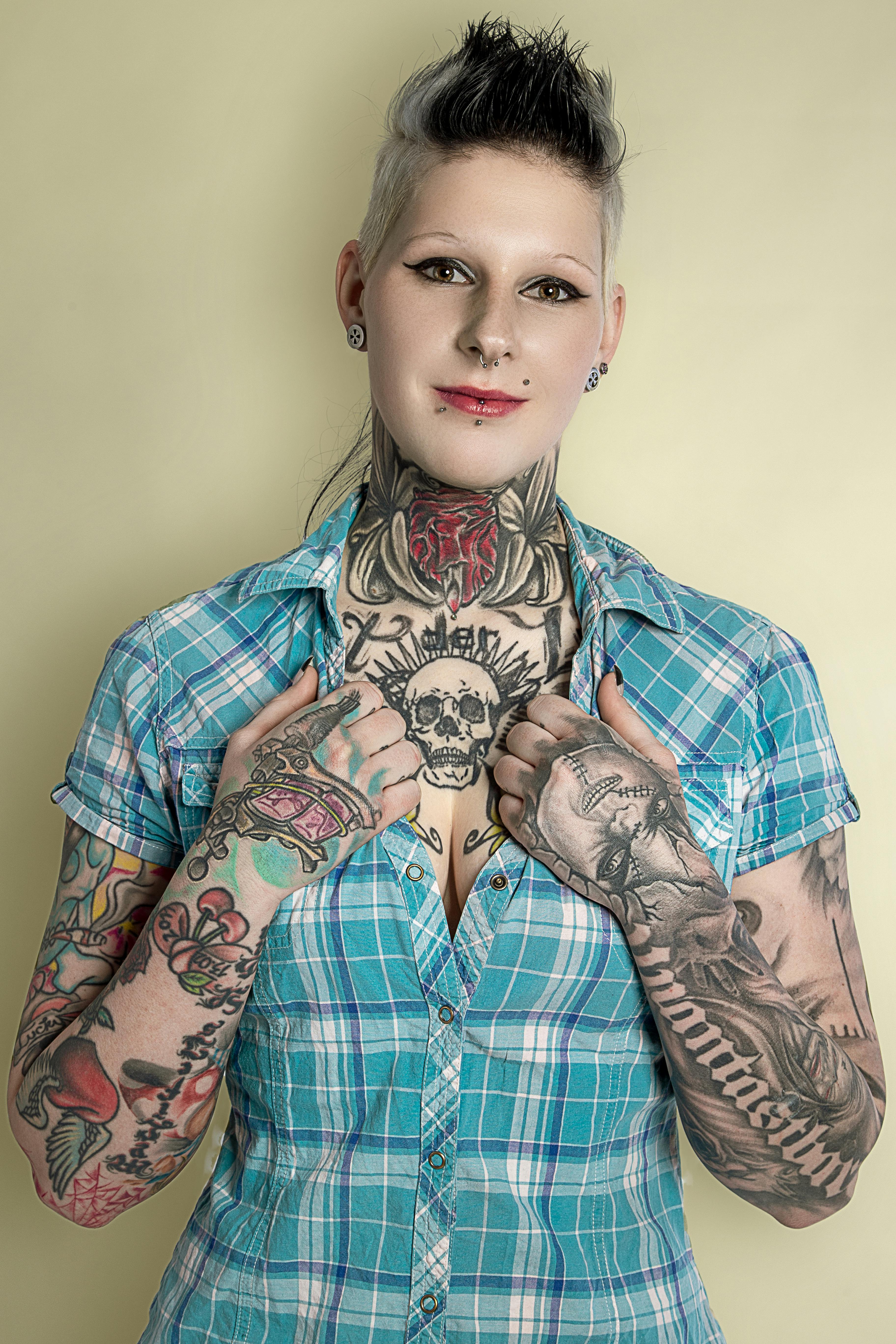 Mother Unrecognizable After Tattoo Transformation