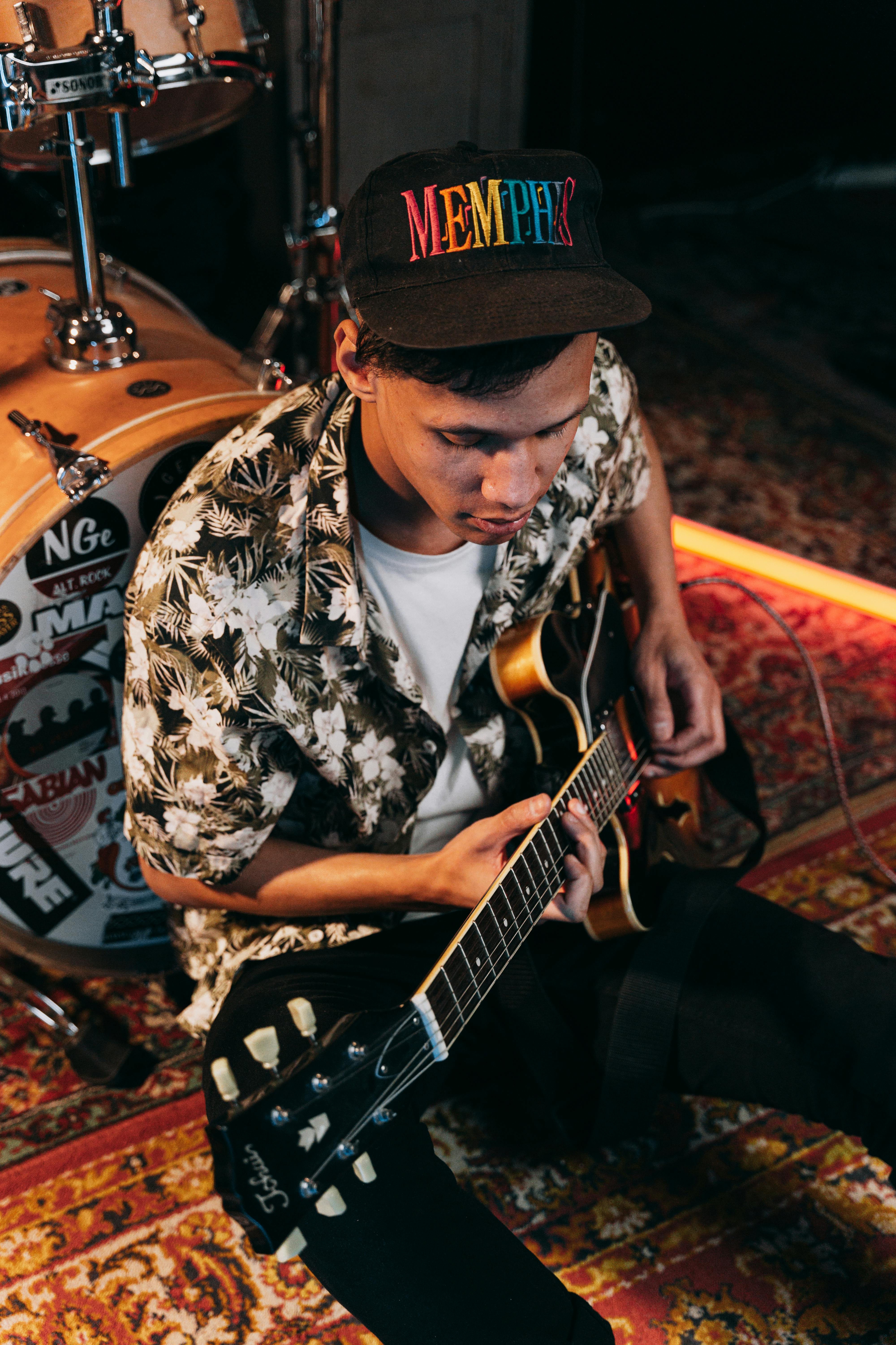 Understanding the Fundamentals of Guitar‍ Pitch