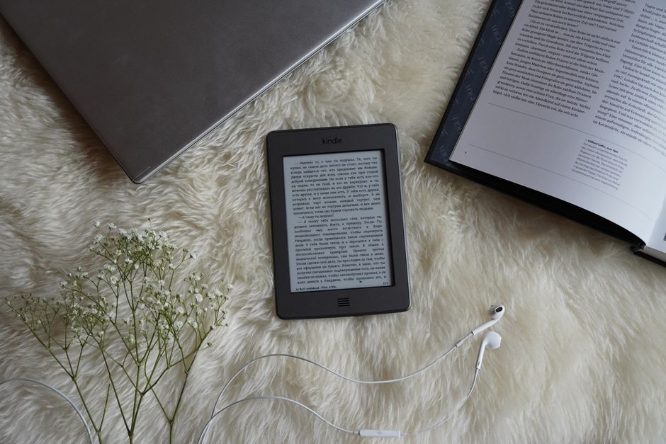 Amazon Kindle Unlimited top 10 books collection displayed on a Kindle device